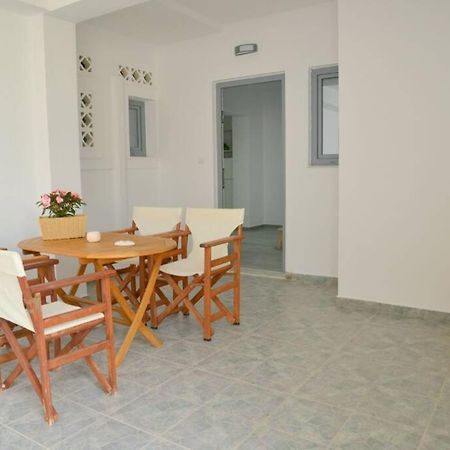אדאמאס Alisahni Apartment מראה חיצוני תמונה