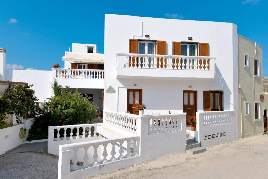 אדאמאס Alisahni Apartment מראה חיצוני תמונה